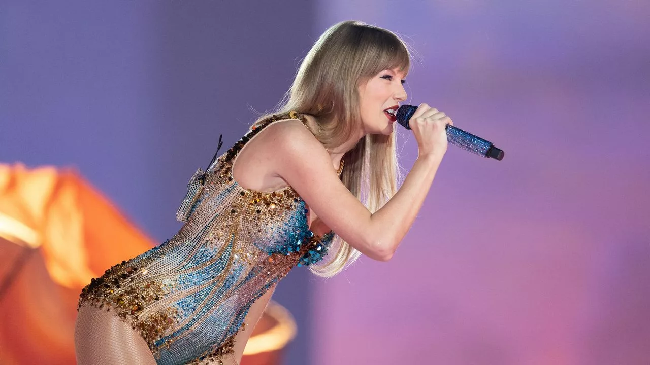 Taylor Swift devient l'artiste féminine avec le plus grand nombre d'album N°1