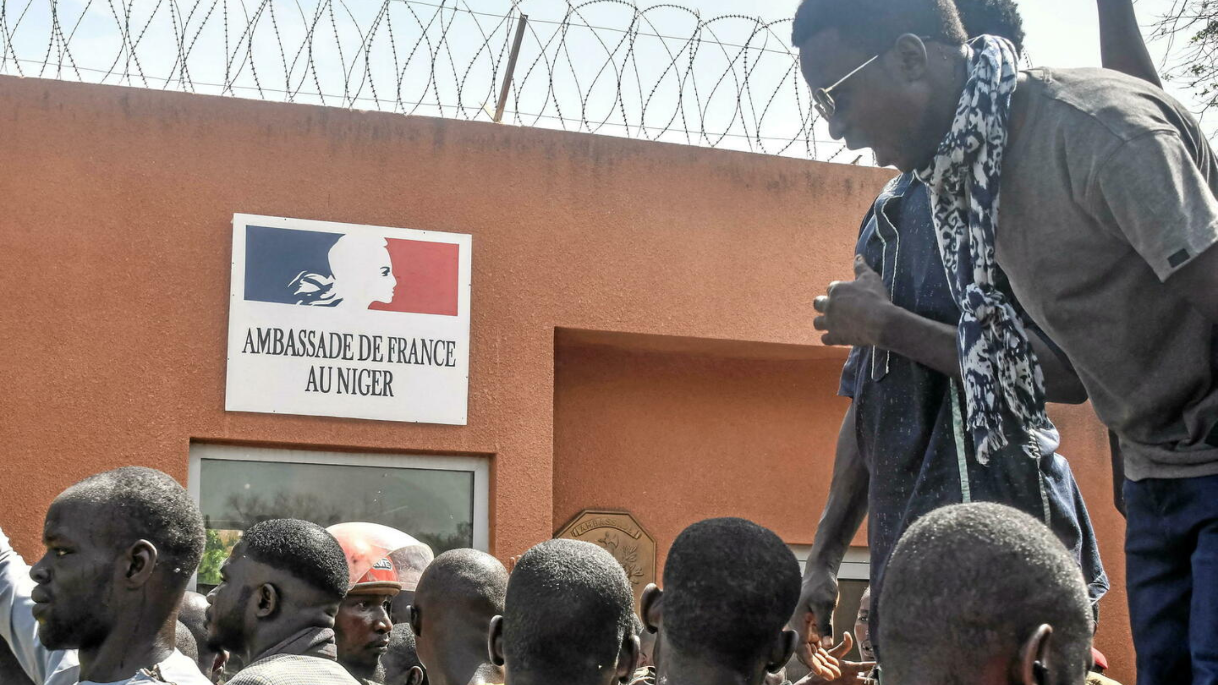 Près de 450 étudiants nigériens dans l'impasse : le blocage des Visas pour la France