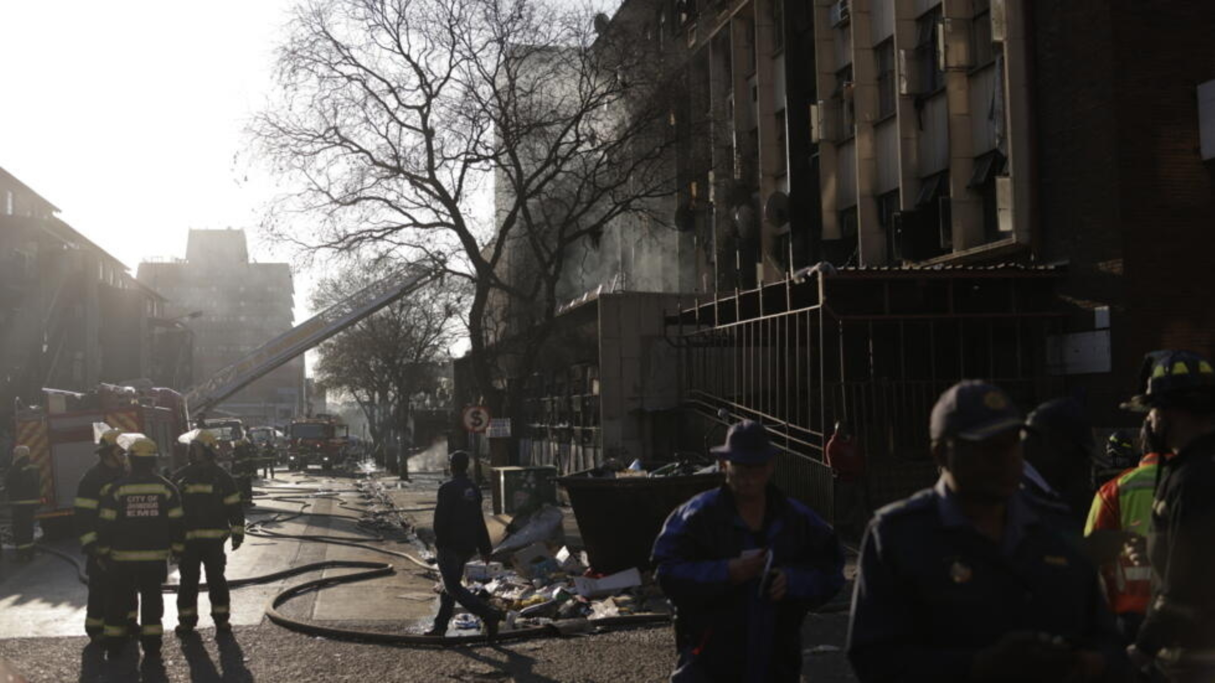 Afrique du Sud : Au moins 70 victimes dans l'incendie d'un immeuble à Johannesburg !