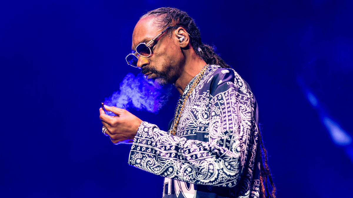 Snoop Dogg : Pourquoi le rappeur a décidé d'arrêter de fumer du pot ?