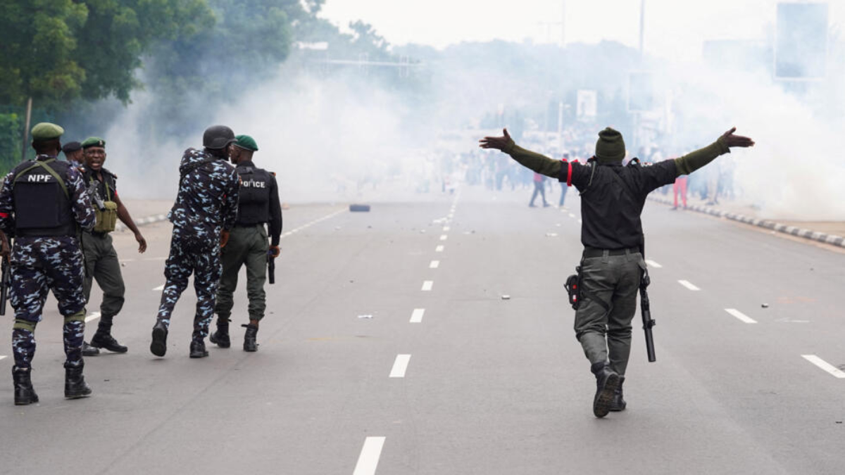 Nigeria : Répressions violentes lors des manifestations contre la mauvaise gouvernance